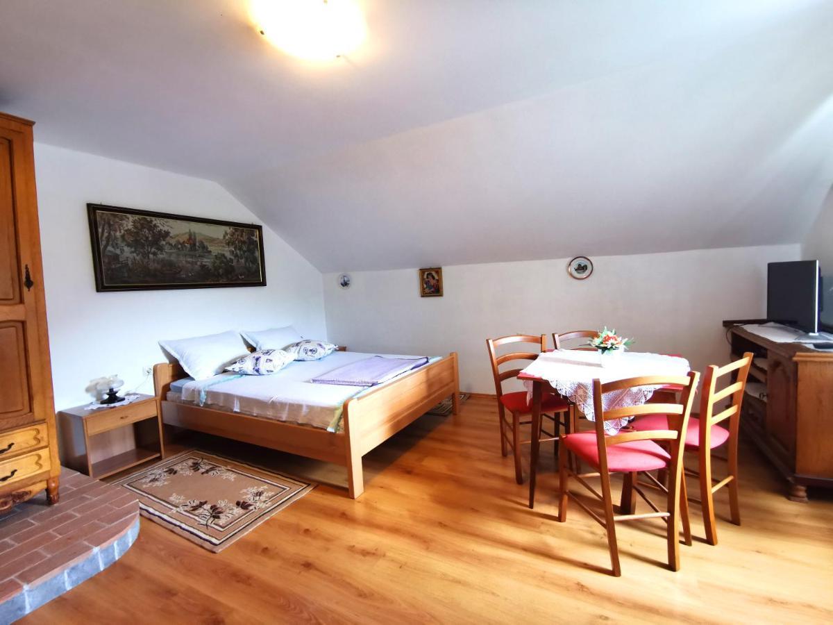 Apartman Pod Nehajem Apartment Senj  Exterior photo