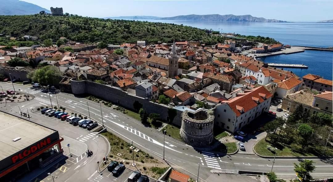Apartman Pod Nehajem Apartment Senj  Exterior photo