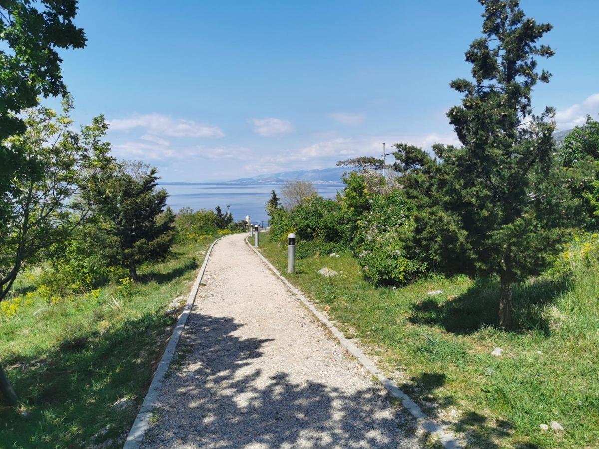 Apartman Pod Nehajem Apartment Senj  Exterior photo